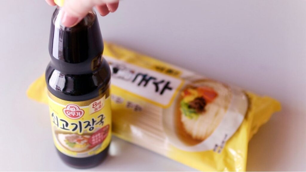 韓国土産のオットギ素麺と、麺つゆ