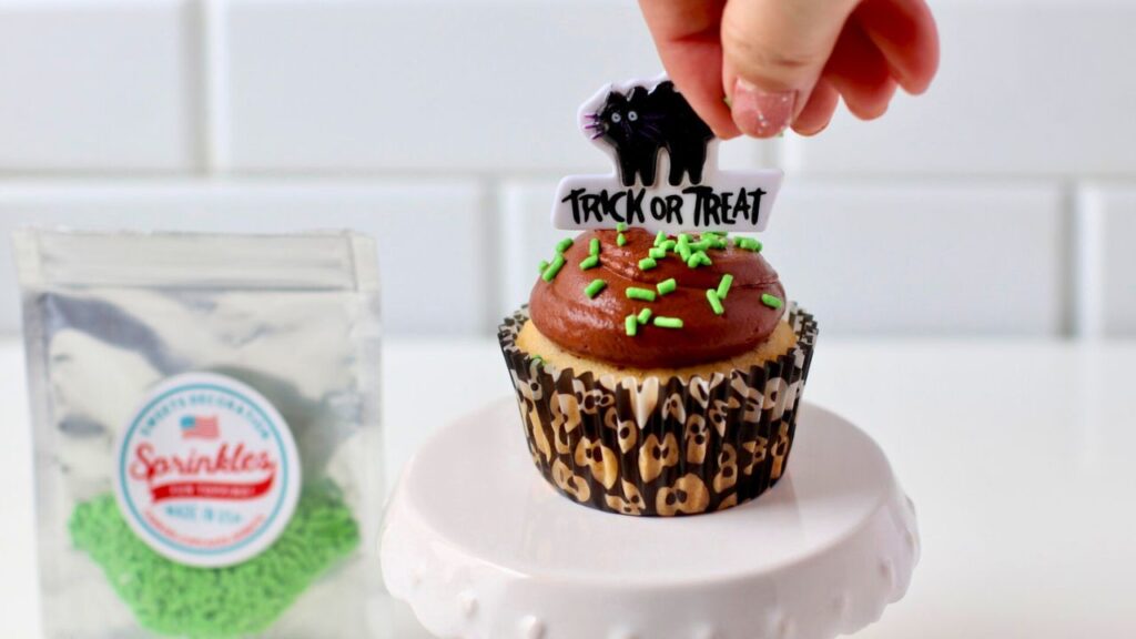 ハロウィンのカップケーキデコレーション