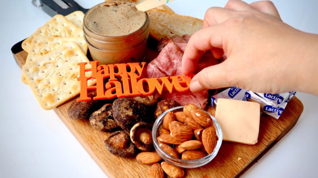 ハロウィンのシャルキュトリーボード
