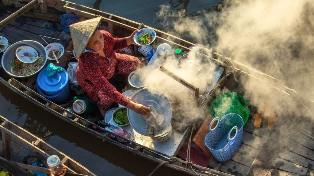 ベトナム屋台のフォー麺扱い方