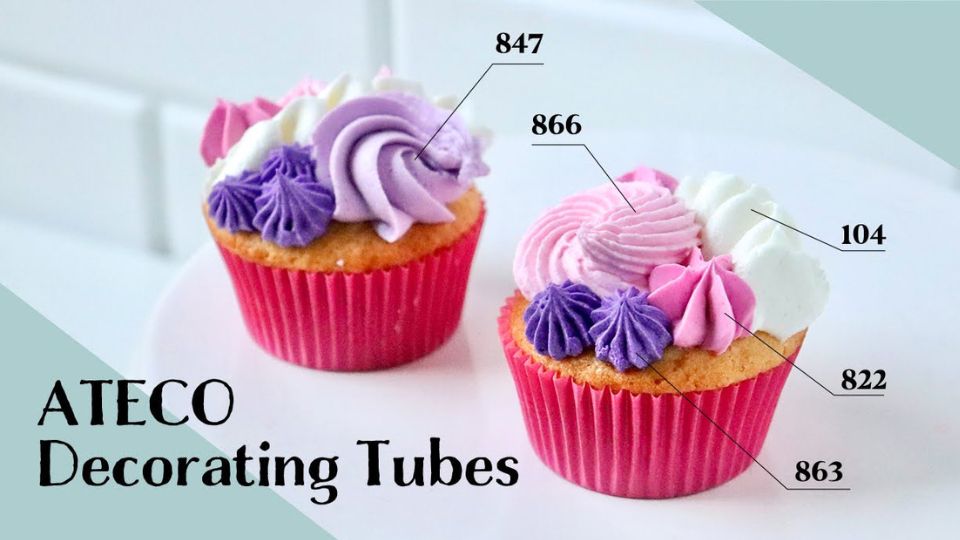 パステルクリームでデコレーションしたカップケーキ