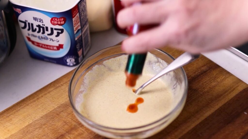 カティロールソースの酸味はタバスコで作る