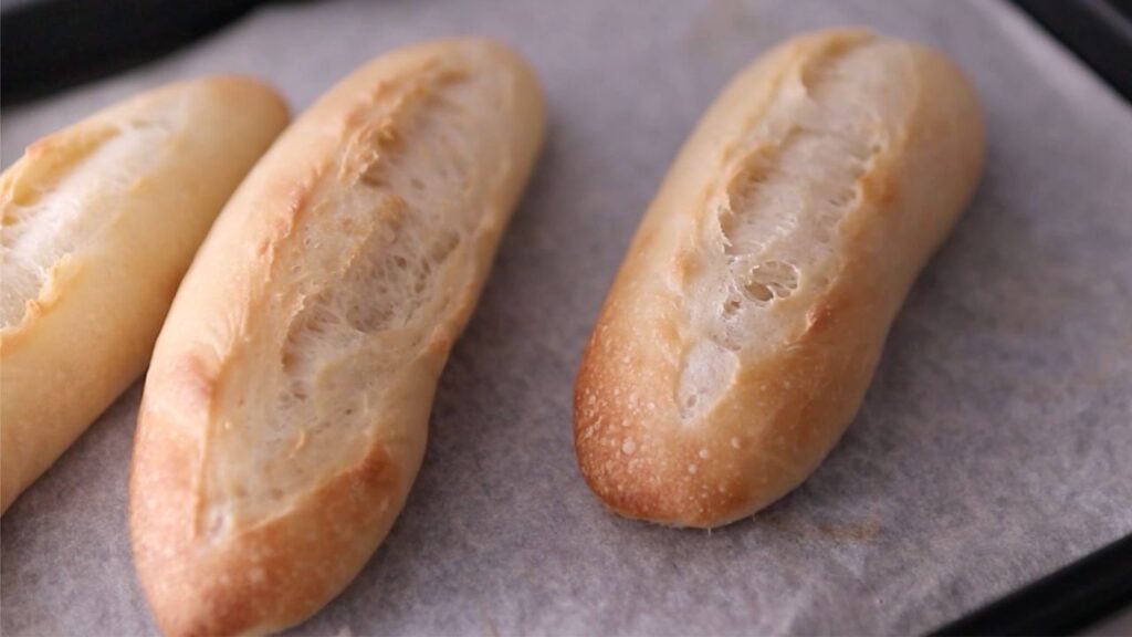 クープが弱く焼けたバインミー